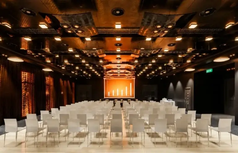 Common Convention Hotels Mistakes: Master Risk Avoidance Guide